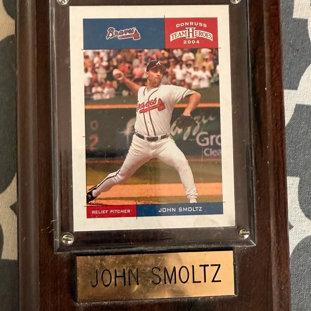 John Smoltz 2004 Donruss Team Heroes Plaque | Atlanta Braves | Relief Pitcher
